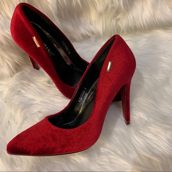 Ruby suade heels - Picture 6 of 7